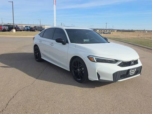 Used 2025 Honda Civic Sport image 4