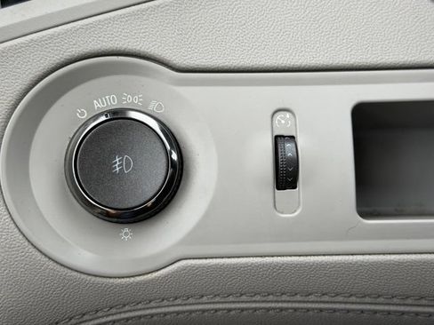Used 2010 Buick LaCrosse CXL FWD image 24