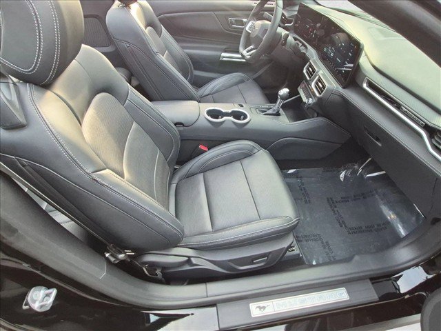 Used 2025 Ford Mustang Premium RWD image 20