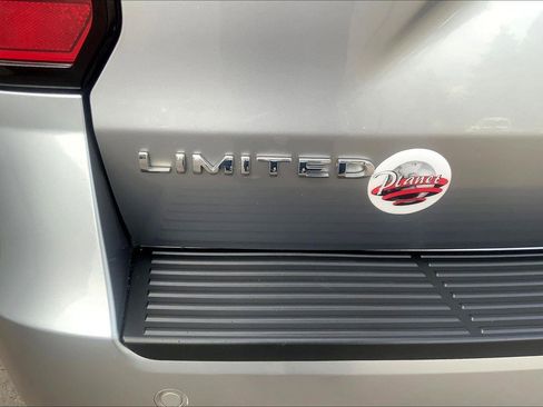 Used 2020 Ford Expedition Limited image 8