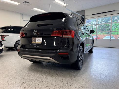Used 2023 Volkswagen Taos S FWD image 9