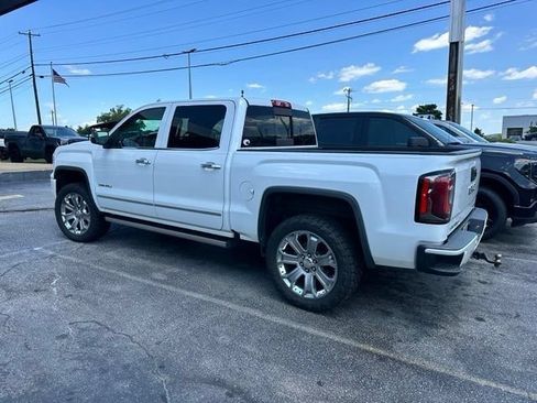 Used 2018 GMC Sierra 1500 Denali w/ Denali Ultimate Package AWD/4WD image 21
