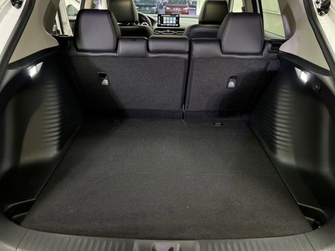 Used 2024 Honda HR-V EX-L image 11