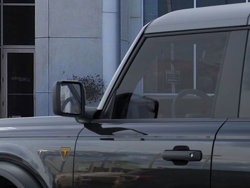 New 2025 Ford Bronco Badlands image 51