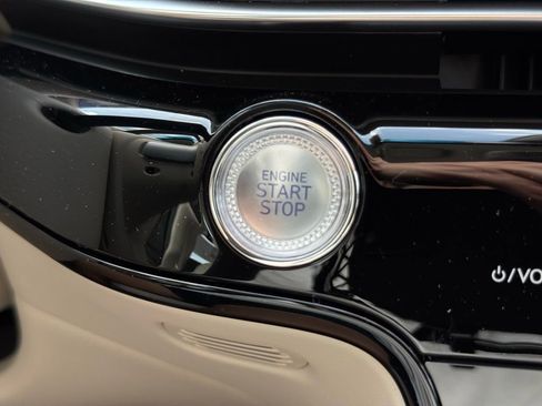 Used 2025 Genesis G80 2.5T Sport Prestige image 41