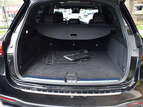 Used 2022 Mercedes-Benz GLE 350 w/ AMG Line Exterior image 16