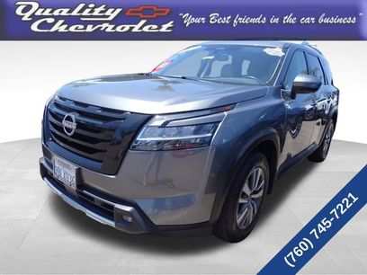 Used 2022 Nissan Pathfinder SL w/ SL Black Package