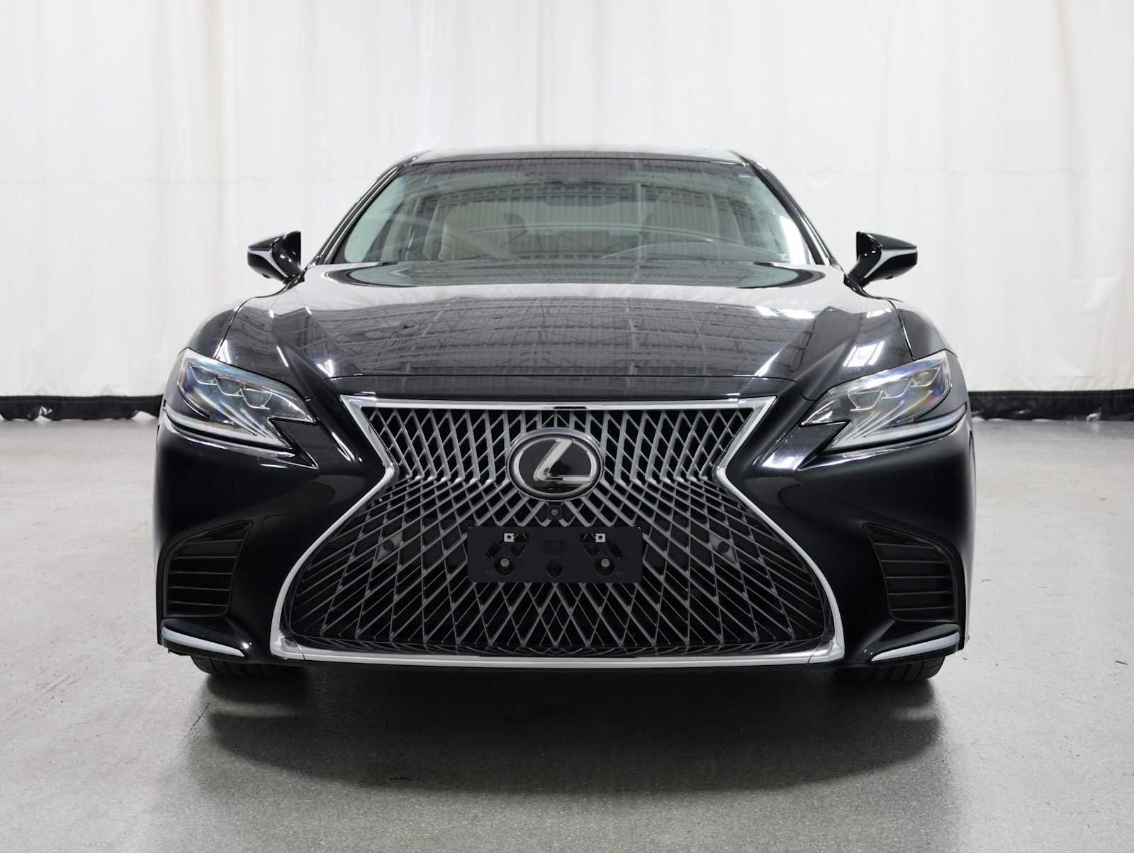 Used 2018 Lexus LS 500 w/ Interior Upgrade Package RWD image 14