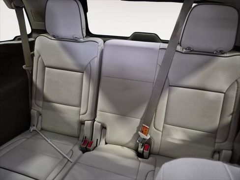 Used 2021 GMC Yukon Denali w/ Denali Ultimate Package image 24