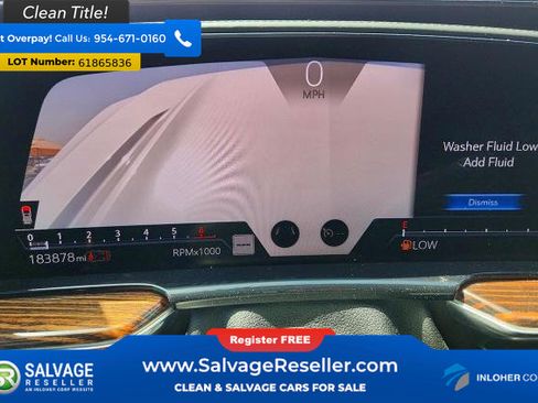 Used 2021 Cadillac Escalade ESV Premium Luxury RWD image 12