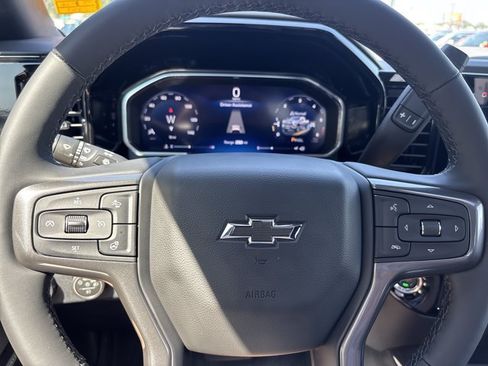 New 2026 Chevrolet Silverado 2500 ZR2 w/ LPO, Dark Essentials Package AWD/4WD image 31