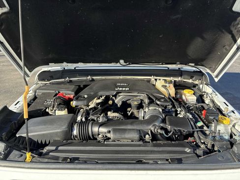 Used 2020 Jeep Wrangler Unlimited Sport image 29