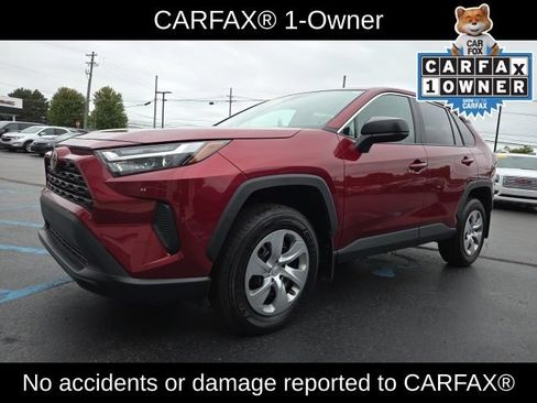 Used 2023 Toyota RAV4 LE FWD image 3