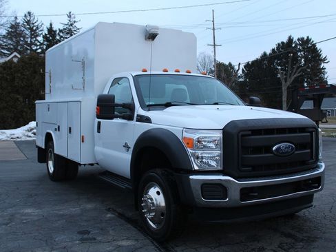 Used 2016 Ford F450 XL w/ Power Equipment Group image 10