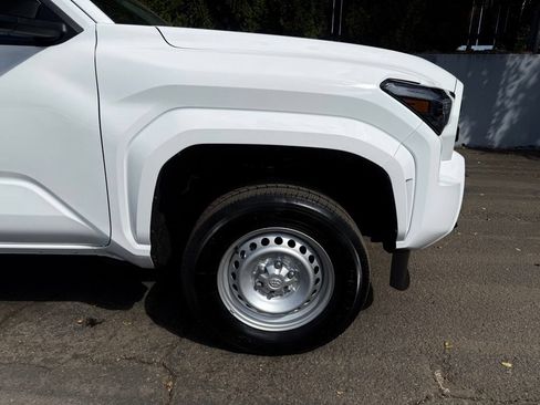 Certified 2025 Toyota Tacoma SR w/ Towing Package RWD image 10
