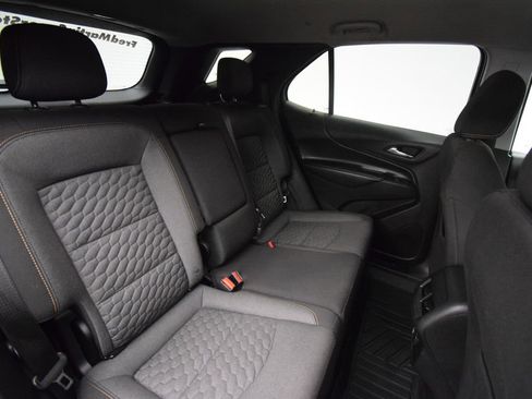 Used 2018 Chevrolet Equinox LT FWD image 23