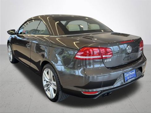 Used 2015 Volkswagen Eos Executive image 10