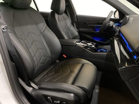 Used 2026 BMW 530i xDrive AWD/4WD image 84