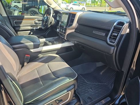 Certified 2022 RAM 1500 Laramie AWD/4WD image 10