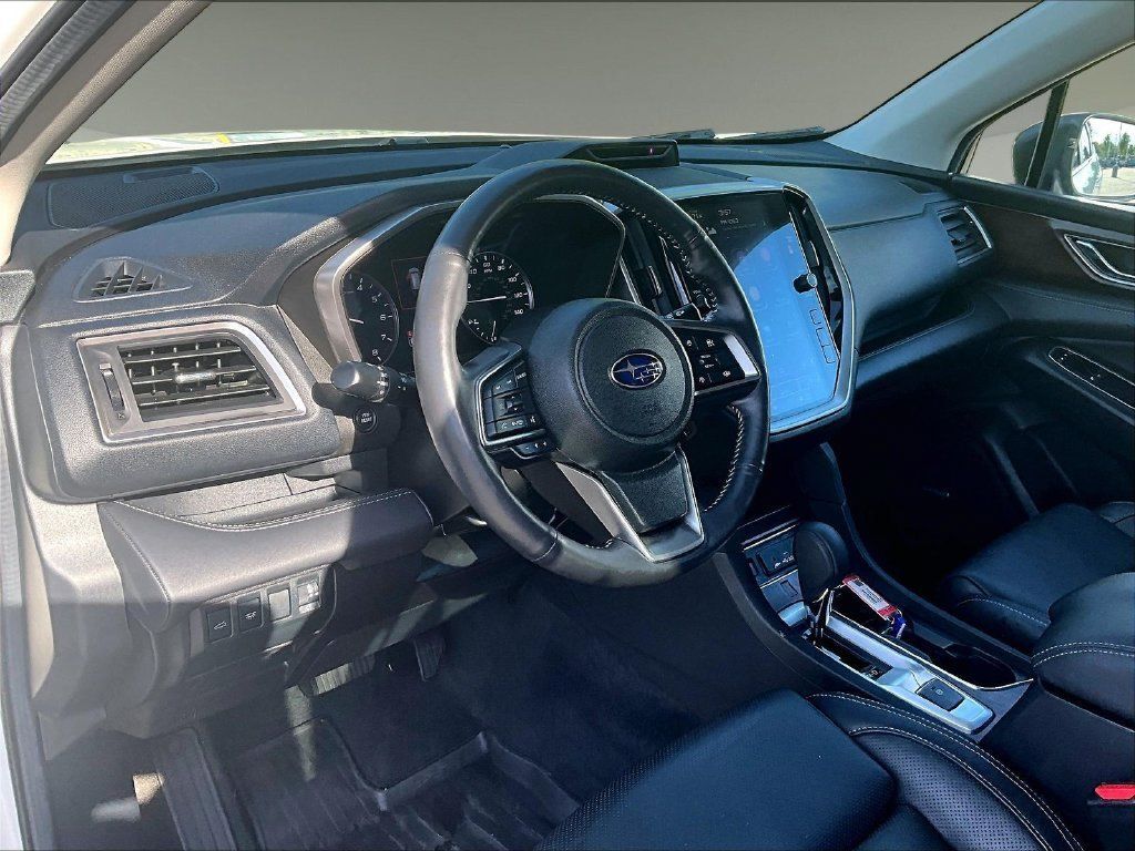 Used 2024 Subaru Ascent Touring AWD/4WD image 8