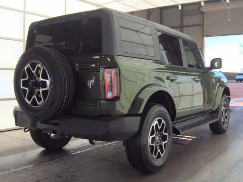 Used 2025 Ford Bronco Outer Banks image 5
