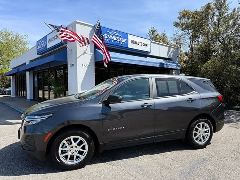 Used 2022 Chevrolet Equinox LS image 7