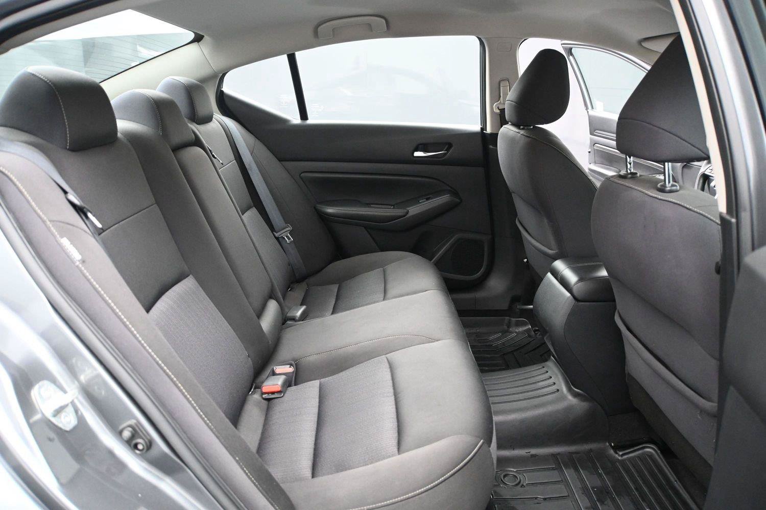 Used 2020 Nissan Altima 2.5 S FWD image 16