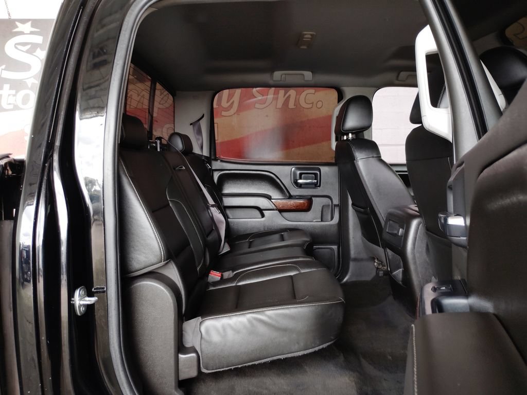Used 2017 GMC Sierra 1500 SLT AWD/4WD image 17