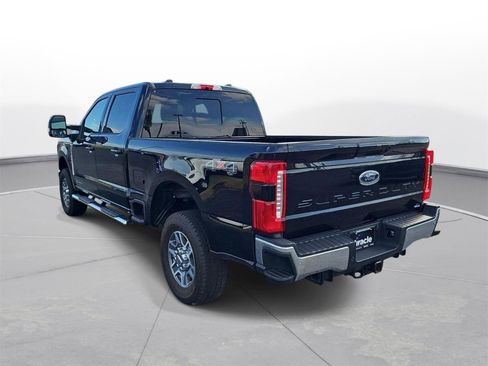 Used 2024 Ford F250 Lariat image 8