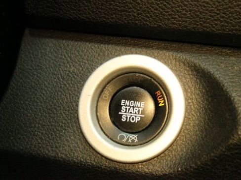 Used 2017 RAM 1500 Sport w/ Sport Premium Group image 23