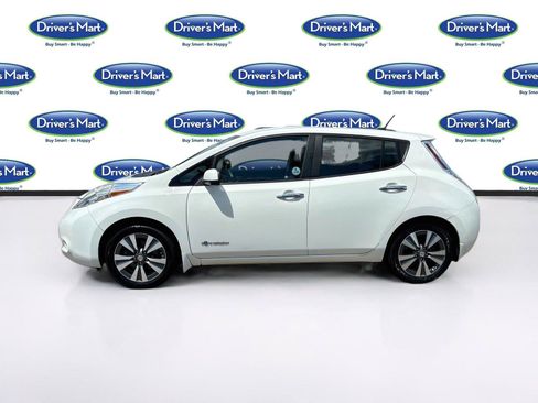 Used 2016 Nissan Leaf SL w/ Premium Package FWD image 4