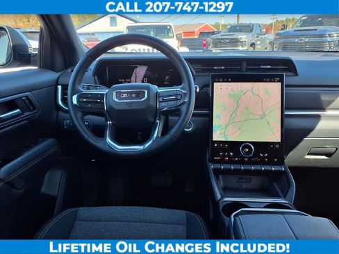 Used 2025 GMC Terrain Elevation image 17