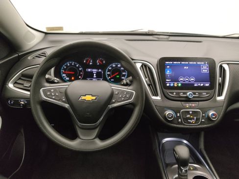 Used 2022 Chevrolet Malibu LS w/ Driver Confidence Package II image 22