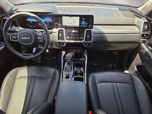 Used 2023 Kia Sorento SX FWD image 16
