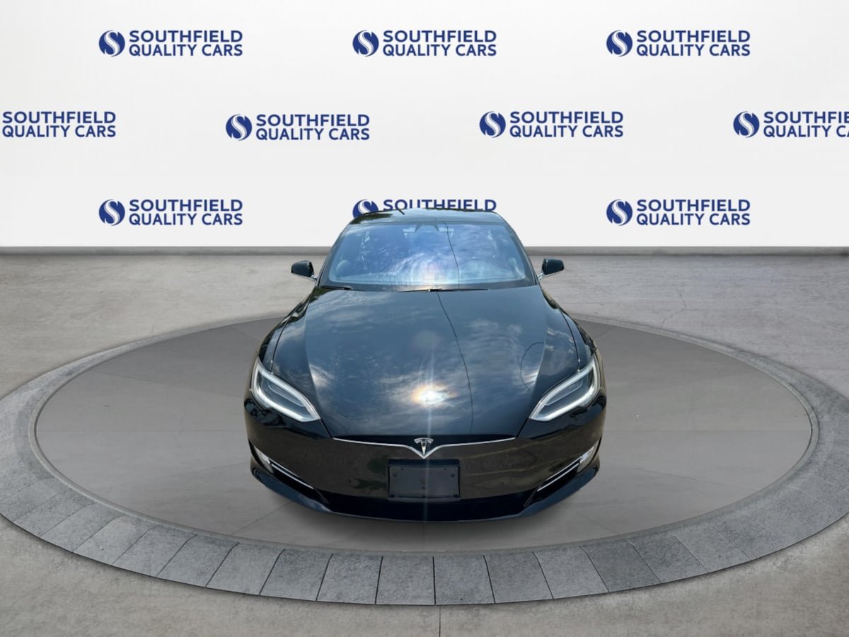 Used 2019 Tesla Model S Standard Range AWD/4WD image 9