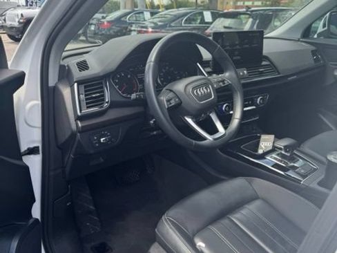 Used 2023 Audi Q5 2.0T Premium w/ Convenience Package AWD/4WD image 14