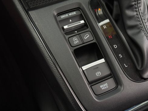 Used 2025 Honda CR-V EX-L image 38