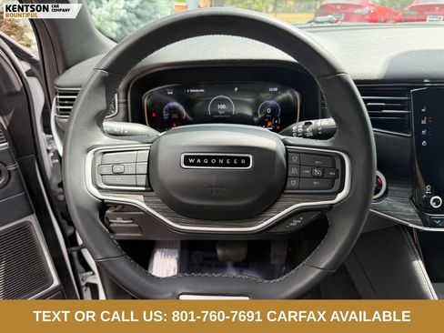 Used 2022 Jeep Wagoneer Series III w/ Rear Seat Video Group 1 AWD/4WD image 15