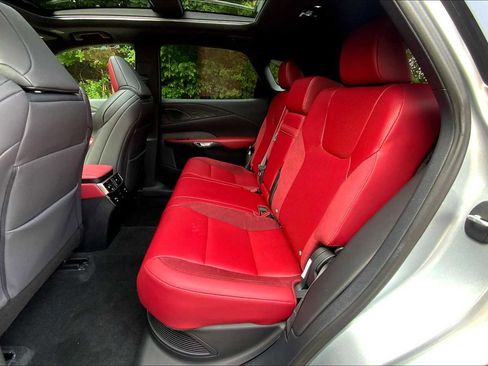 Used 2024 Lexus RX 500h F Sport image 40