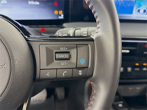 Certified 2025 Nissan Kicks SR image 14