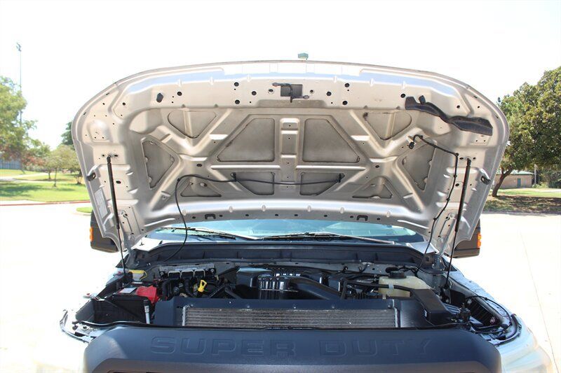 Used 2015 Ford F250 XL w/ Power Equipment Group RWD image 34