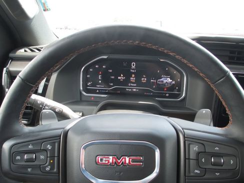 Used 2024 GMC Sierra 1500 AT4 w/ Technology Package image 35