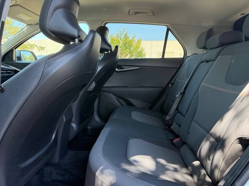 Used 2026 Kia Niro LX FWD image 21