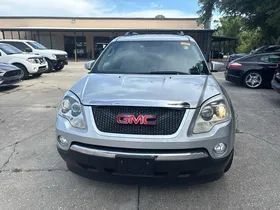 Used 2011 GMC Acadia SLT FWD image 2