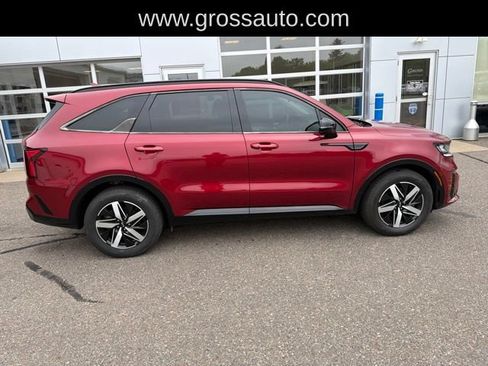 Used 2021 Kia Sorento S w/ Panoramic Sunroof Package FWD image 8