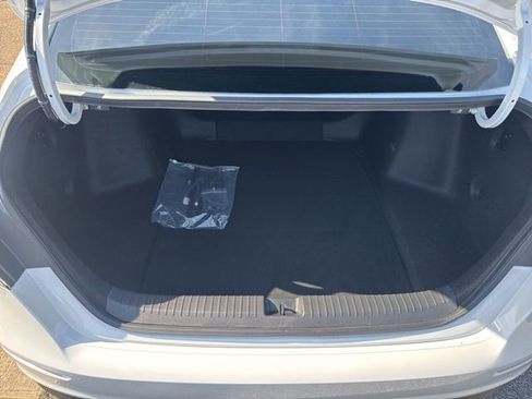 Used 2024 Honda Accord Sport image 11