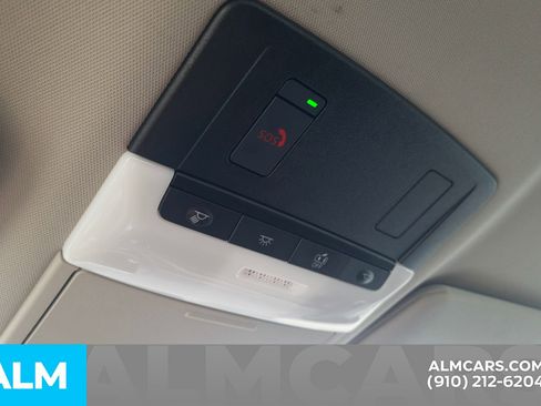 Used 2025 Nissan Altima 2.5 SV image 32