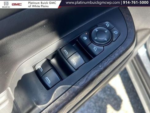 Used 2022 GMC Acadia Denali w/ Denali Technology Package image 16