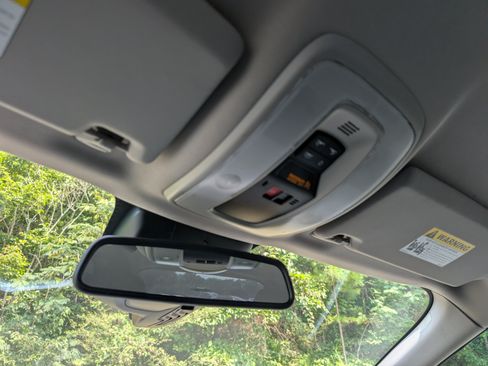 Used 2016 Volvo XC60 T5 w/ Proximity Package FWD image 32