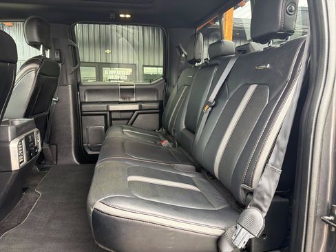 Used 2018 Ford F150 Platinum w/ Equipment Group 701A Luxury AWD/4WD image 16